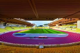 出门没事别瞎拍！无锡马拉松小伙子随手一拍，入镜的男女火出圈了…